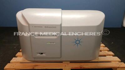 Agilent Technologies DNA Microarray Scanner w/ Surescan High Resolution Technology (Powers up)