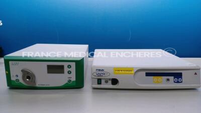 Mixed lot including 1 x Mitek Electrosurgical Unit VAPR 3 - YOM 2005 - S/W 1.02 and 1 x Lut Light Led Source e-Vision Aura - Yom 2013 (Both Power up) *0522241/454763*