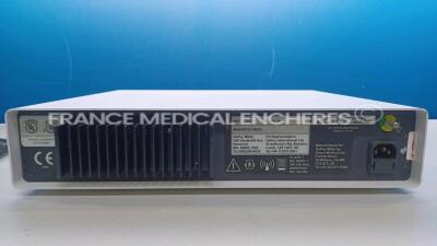 Mixed lot including 1 x Mitek Electrosurgical Unit VAPR 3 - YOM 2005 - S/W 1.02 and 1 x Lut Light Led Source e-Vision Aura - Yom 2013 (Both Power up) *0522241/454763* - 5