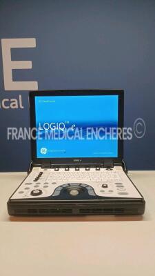 GE Ultrasound Logiq e - YOM 07-2019 - S/W R9.2.5 - Options - ColorM - AMM/CMM - TVD/TVI - Needle w/ GE Probes C1-5-RS - YOM 2021/07 (Powers up) *6047401WX0/1012358WX6*