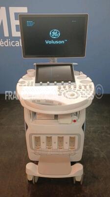 GE Ultrasound Voluson E8 BT 20 - YOM 07-2020 - S/W 20.0.4.4474 - Options - Advanced 4D - Vocal II - HDLive Studio - Advanced VCI - IOTA LR2 - IOTA Simple Rules - Advanced STIC - DVD USB Recorder - IEC62359 Ed.2 - SonoAVC - Anatomical M-Mode - Tricefy - IO