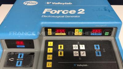 Valleylab Electrosurgical Unit Force 2 (Powers up) - 5