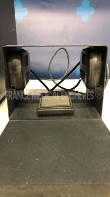 Quantel Medical Laser Viridis Twin - YOM 2000 - S/W 9.00 - w/ footswitch (Powers up) - 4