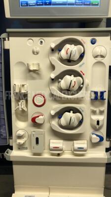 Fresenius Dialysis 5008 - YOM 2012 - S/W 4.57 - count 27824 h (Powers up) - 6