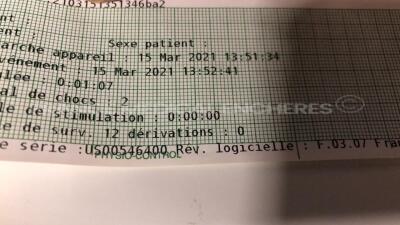 Philips Defibrilator Heartstart MRX - YOM 2010 - S/W F.03.07 w/ Philips Paddles and Philips Battery M3539A and Philips Battery M3538A (Powers up) - 9