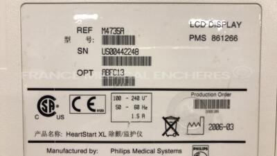 Philips Defibrilator Hearstart XL - YOM 2006 - w/ Paddles - no power supply (Powers up) - 7