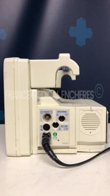 Welch Allyn Patient Monitor Propaq 246 - YOM 2004 - S/W 3.50.00 w/ Adult NIPB cuff and ECG hose (Powers up) - 3