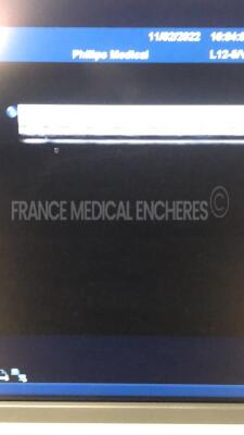 Philips Ultrasound iU22 - YOM 2007 - S/W 5.2.2.44 - Options - 3D Color - Basic 3D Imaging - QLab 3DQ GI - Clinical Option Abdomen - Netlink DICOM 3.0 - Clinical Option Contrast General Imaging - Language Option French - Smart Exam - Clinical Option GYN - - 18