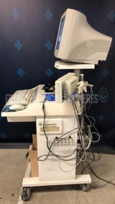 Lot of GE Stress Test Case Radisys w/ Marquette Effort Treadmill T2000 - YOM 2003 (No power) and SunTech Vital Signs Monitor Tango - YOM 2003 ( No power) - misssing password for the GE Case software - 4