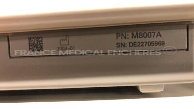 Lot of 2 Philips Patient Monitors MP70 - YOM 2003 w/ Philips module racks (Both power up) - 8