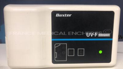 Lot of 2 Baxter Peritoneal Dialysis UV-Flash Compact - YOM 2005 - No power cables (Both power up) - 2