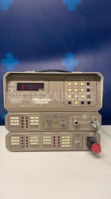 Timeter Flow Analyser Calibration Analyzer Series RT-200 (Powers up)