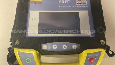 Schiller Defibrillator Fredbi E - YOM 2006 - missing battery charger - Untested - 3