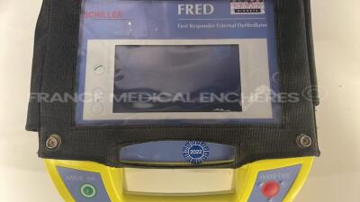 Schiller Defibrillator Fredbi E - YOM 2005 - missing battery charger - Untested - 2