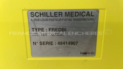 Schiller Defibrillator Fredbi E - YOM 2004 - missing battery charger - missing battery - Untested - 4