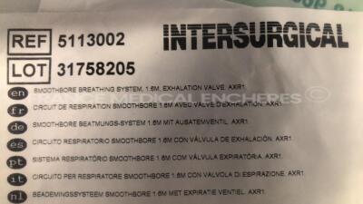 Airox Ventilator AXR 1a w/ 6 Intersurgical Smoothbore Breathing System 1.6M Exhalation Valves AXR1 and 2 Teleflex Medical Humid Vent Filter Compact S 19412T and 3 Sartorius Stedim Single use Filters Unit - untested because of the missing power supply - de - 7