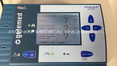 Getemed Vital Signs Monitor VitaGuard VG3100 - YOM 2005 w/ ECG Hose (Powers up) - 3