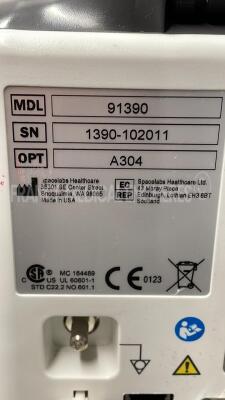 Lot of 2 Spacelabs Patient Monitors Qube - S/W 3.05.10 w/ ECG sensors and SPO2 sensors and Cuffs - Both power up - 10