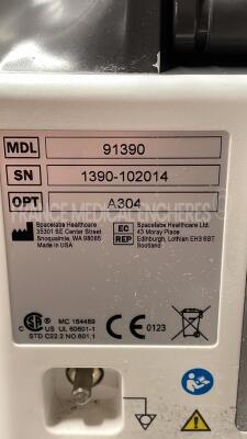 Lot of 2 Spacelabs Patient Monitors Qube - S/W 3.05.10 w/ ECG sensors and SPO2 sensors and Cuffs - Both power up - 11