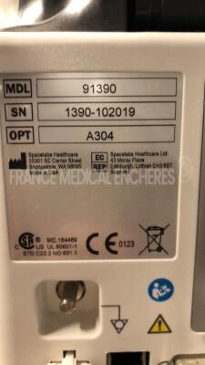 Lot of 2 Spacelabs Patient Monitors Qube - S/W 3.05.10 w/ ECG sensors and SPO2 sensors and Cuffs - Both power up - 9