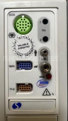 Lot of 2 Spacelabs Patient Monitors Ultraview SL w/ Spacelabs central units Ultraview SL3900 and SL2900 including module ECG/SPO2/TI2 and ECG hoses and SPO2 hoses - Both power up - 11