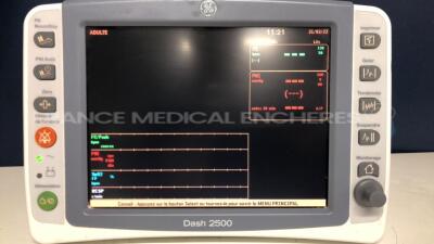 Patient Monitor Dash 2500 - YOM 2010 w/ ECG sensor and SPO2 sensor and Cuff - Powers up - 4