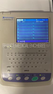 Nihon Kohden ECG Cardiofax S 1250K- YOM 2006 w/ ECG sensor (Powers up) - 4