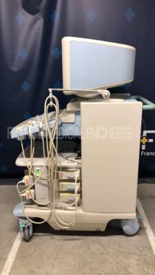 Hitachi Ultrasound EUB-8500 - YOM 2004 - S/W V16-07A - options software transfert DICOM - software impression image DICOM - DICOM software worklist -w/ EUP- C715 probe - EUP-L52 probe - EUP-L65 probe - EUP-C532 probe EUP-S50A (Powers up) - 2