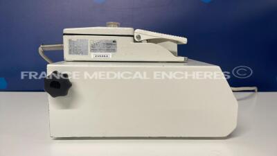 Medicon Electrosurgical Unit Servotronic EC 100 w/ footswitch - no power cable (Powers up) - 3