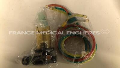 Lot of 2 x Percussionnaire Intra Pulmonary Ventilator Breas IMP2 - YOM 2002 (Powers up) - 7