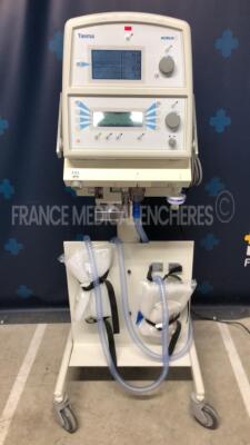 Taema Ventilator Horus 4 - YOM 2006 - S/W 1.0 - Count 3144 h w/ ETN power supply Ellipse 600 trolley (Powers up)