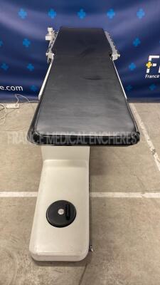 Eurhea Mobile Radiography Table CT160F - YOM 2008 - No power - 2