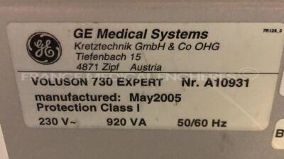 GE Ultrasound Voluson 730 Expert - YOM 2005 - S/W 5.3.0.635 - Options Real Time 4D - DICOM - Vocal II - Ultrasound Tomographic image - SRI II - VCI - STIC - Activation BT w/ GE Probe AB2-7 - YOM 2004 and GE Probe RAB2-5L and Sony Video Graphic Printer UP- - 19