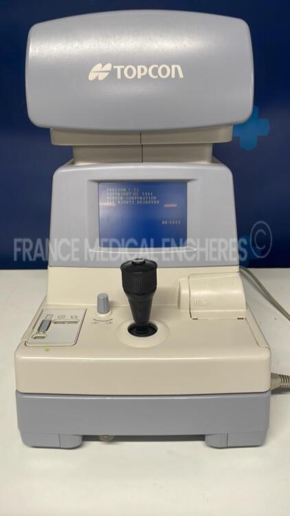 Topcon Autokerato-Refractometer KR-8800 - YOM 2007 - S/W 1.25 (Powers up)