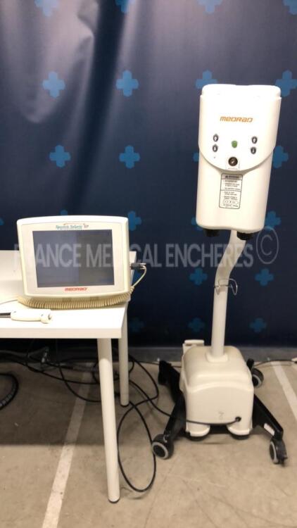 Medrad Injector MRI Spectris Solaris and Medrad Spectra Solaris EP - YOM 2012 - S/W 005.007 the injector MRI untested due to the missing battery charger