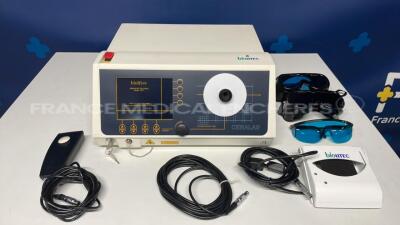 Biolitec Surgical Diode Laser Ceralas 2W630NM - YOM 2008 - S/W 1.83 w/ footswitch and remote control and glasses (Powers up)