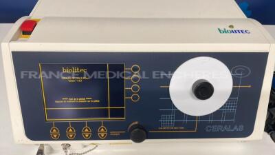 Biolitec Surgical Diode Laser Ceralas 2W630NM - YOM 2008 - S/W 1.83 w/ footswitch and remote control and glasses (Powers up) - 4