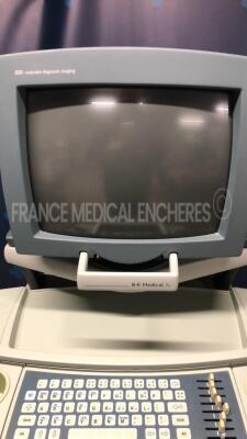 BK Medical Ultrasound 2102 - YOM 2002 w/ Sony Video Graphic Printer UP- 895MD - Screen to be repaired (Powers up) - 5